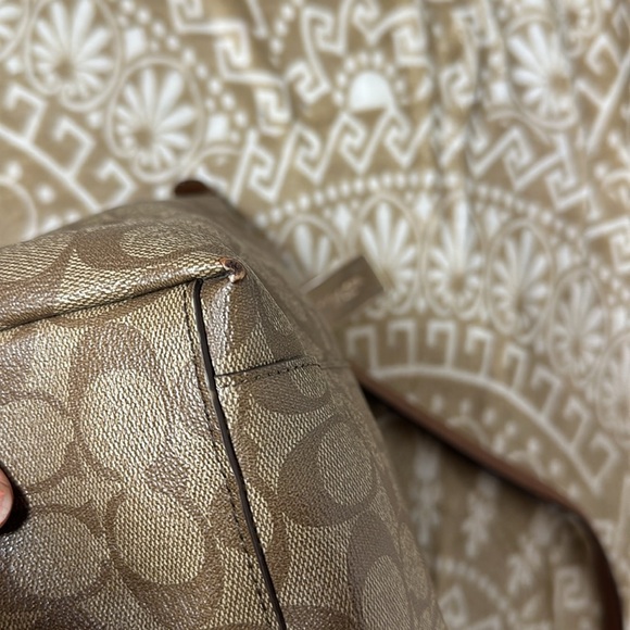 - Coach Brown Signature Tote - Picture 9 of 16